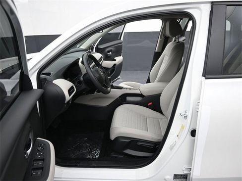 New 2026 Honda HR-V LX image 6