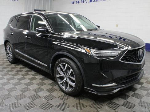 Used 2023 Acura MDX SH-AWD w/ Technology Package image 3