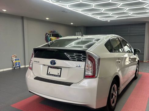 Used 2013 Toyota Prius Three w/ Solar Roof Pkg image 6