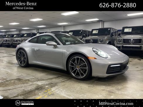 Used 2023 Porsche 911 Carrera w/ Premium Package image 1