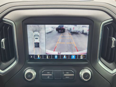 Used 2021 GMC Sierra 1500 AT4 w/ AT4 Premium Package AWD/4WD image 21