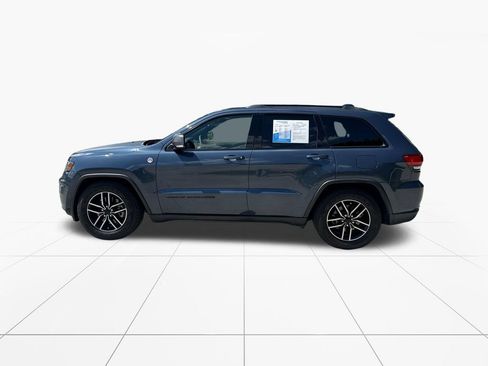 Used 2021 Jeep Grand Cherokee Trailhawk w/ Premium Lighting Group AWD/4WD image 4