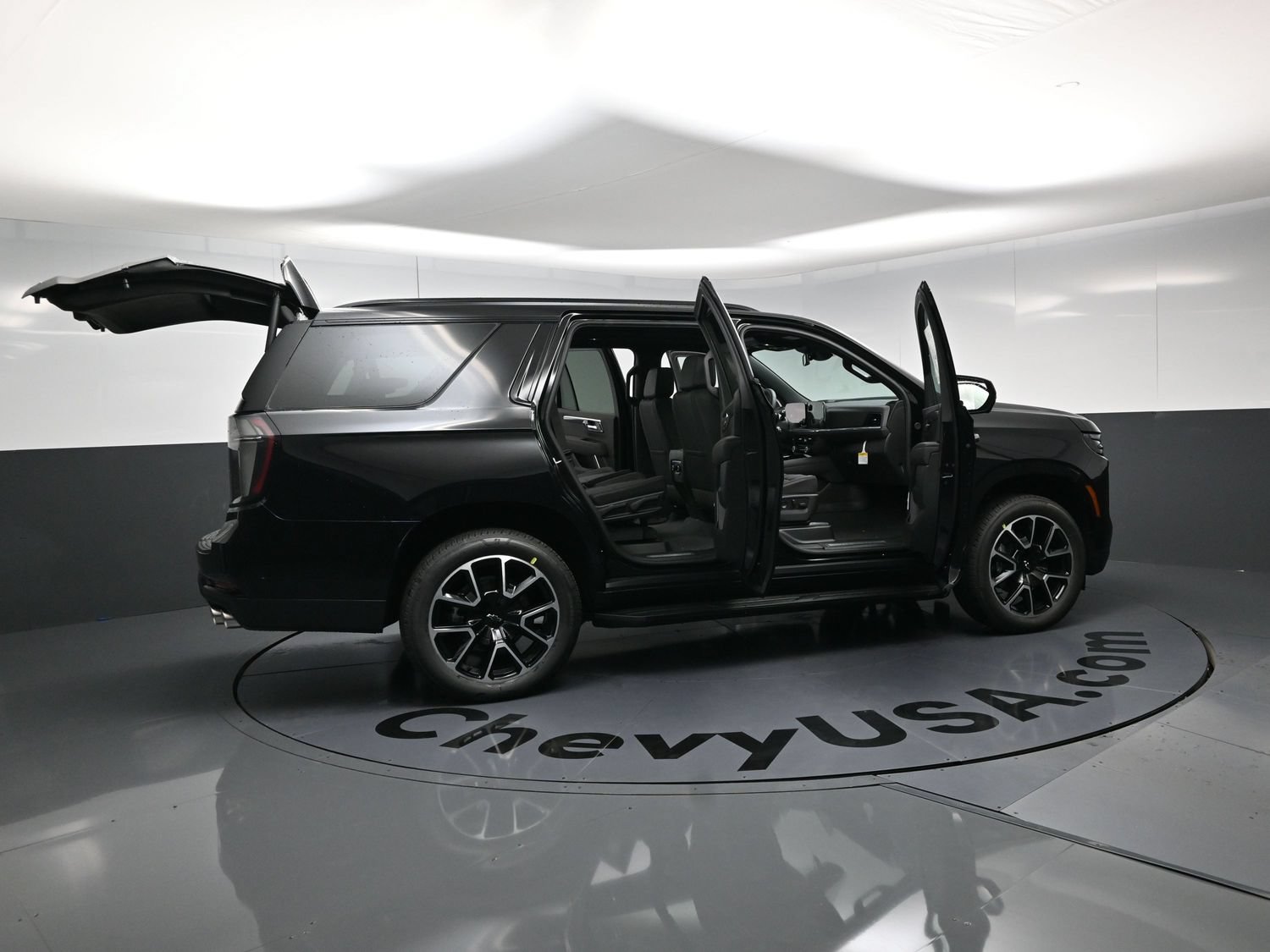 New 2026 Chevrolet Tahoe RST w/ RST Capability Package AWD/4WD image 32