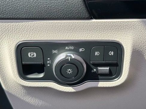 New 2026 Mercedes-Benz GLA 250 4MATIC image 25