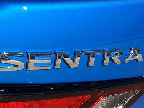 Used 2025 Nissan Sentra SV image 15