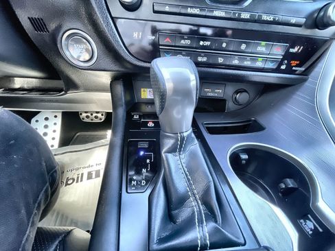 Used 2022 Lexus RX 350 F Sport w/ Accessory Package image 16