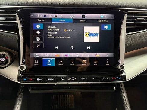 New 2026 Jeep Grand Wagoneer 4WD image 14