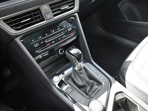 New 2025 Volkswagen Taos SE image 12