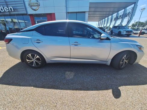 Certified 2023 Nissan Sentra SV FWD image 7