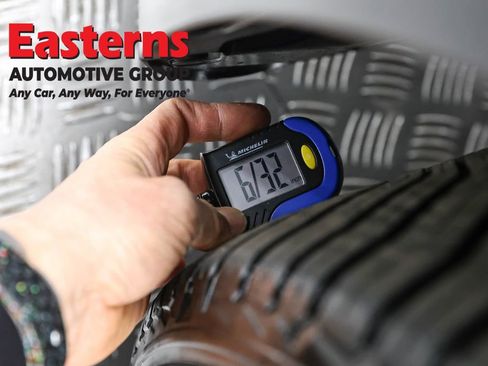 Used 2021 Tesla Model Y Long Range image 24