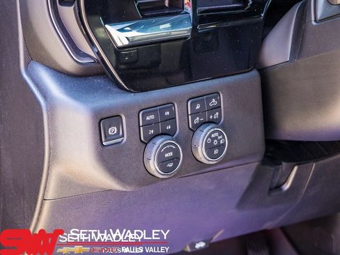 Used 2025 Chevrolet Silverado 1500 RST AWD/4WD image 32