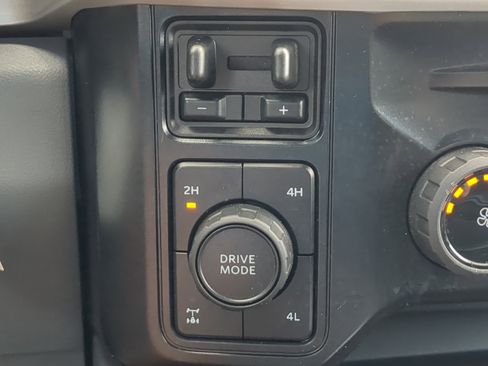 Certified 2025 Ford F250 XLT AWD/4WD image 20