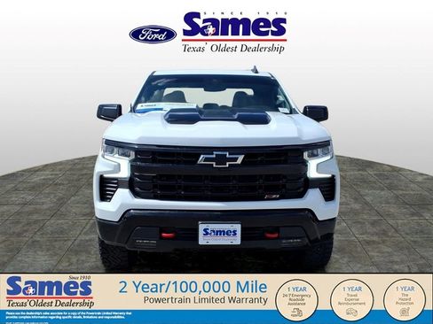Used 2022 Chevrolet Silverado 1500 LT Trail Boss AWD/4WD image 2