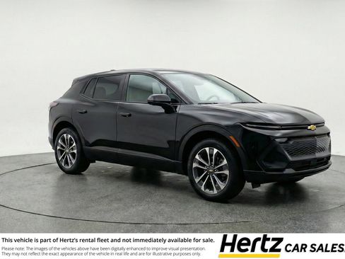 Used 2025 Chevrolet Equinox LT FWD image 1