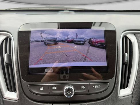 Used 2024 Chevrolet Malibu LT FWD image 29