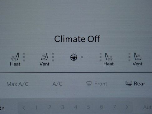 Used 2022 RAM 3500 Laramie image 4