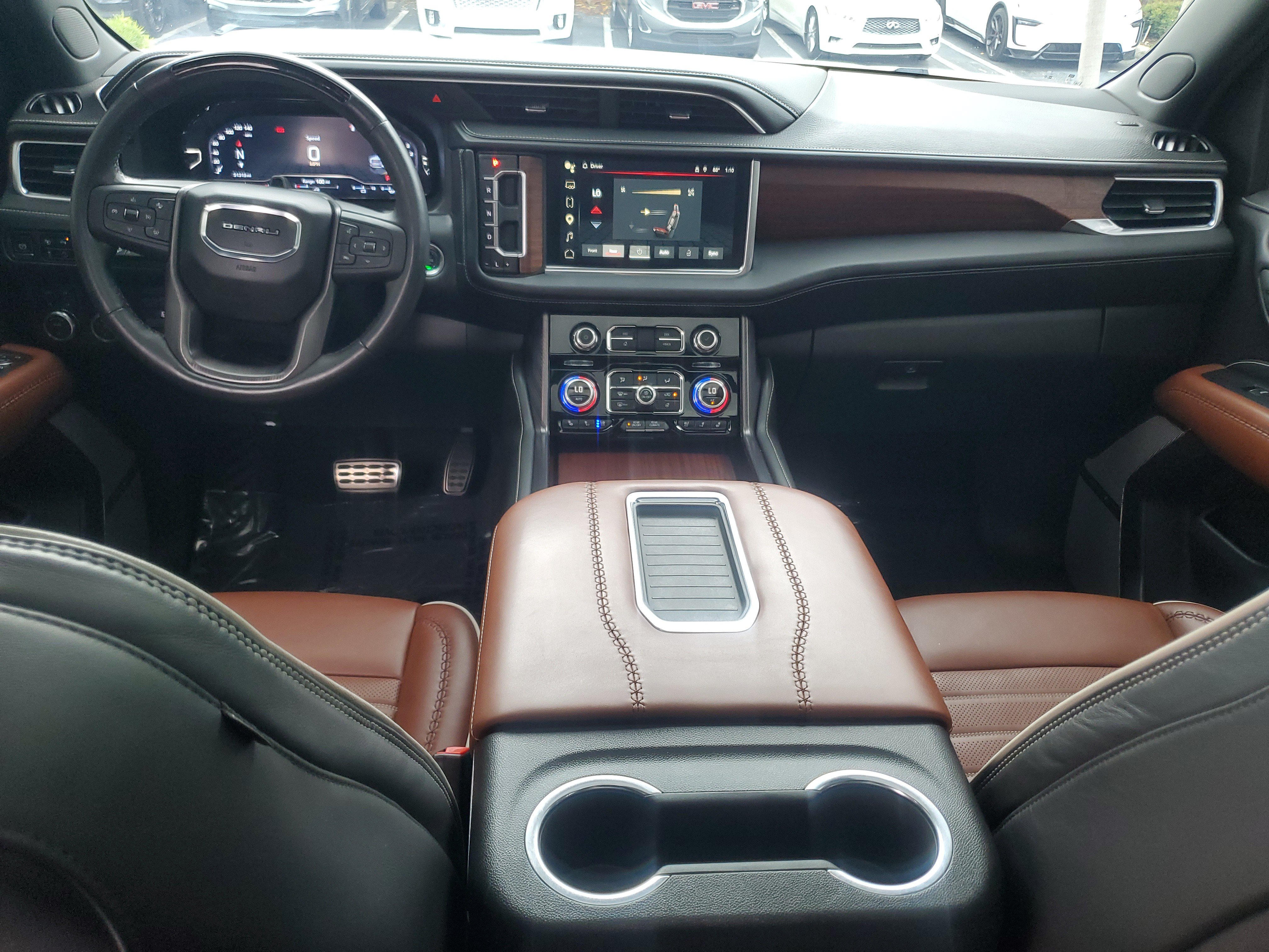 Used 2024 GMC Yukon Denali Ultimate AWD/4WD image 15