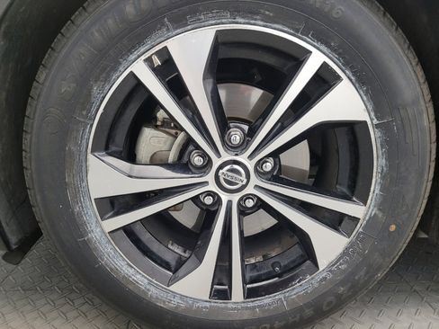 Used 2021 Nissan Sentra SV FWD image 31
