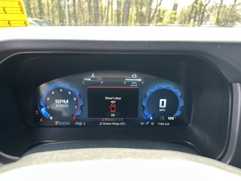 Used 2025 Ford Bronco Big Bend image 27