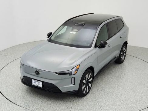 New 2025 Volvo EX90 Plus w/ Protection Package Premier image 13
