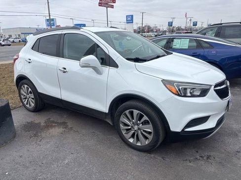 Used 2017 Buick Encore Preferred image 1