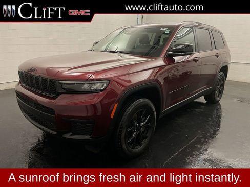 Used 2024 Jeep Grand Cherokee L Altitude AWD/4WD image 1