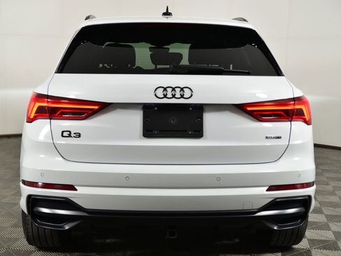 Used 2022 Audi Q3 2.0T Premium Plus w/ Premium Plus Package image 8