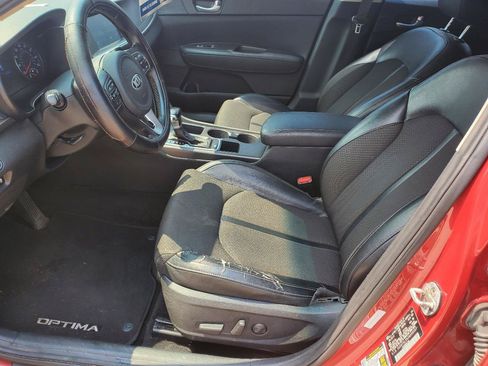 Used 2018 Kia Optima S FWD image 14