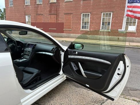Used 2014 INFINITI Q60 AWD Coupe w/ Premium Package image 13