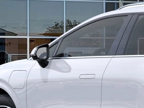 New 2025 Chevrolet Equinox EV LT FWD image 12