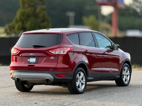 Used 2016 Ford Escape SE AWD/4WD image 9