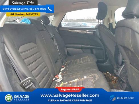 Used 2019 Ford Fusion SE image 13