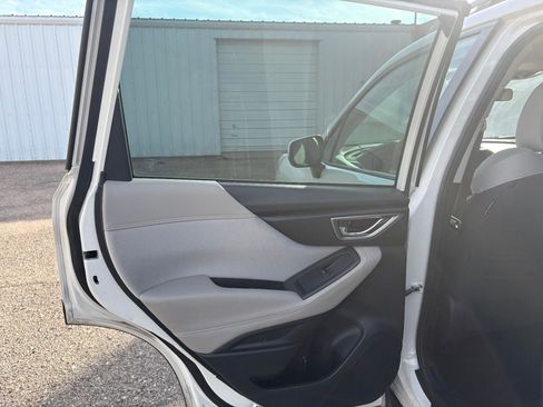 Used 2022 Subaru Forester Premium image 16