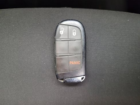 Used 2023 Jeep Compass Sport AWD/4WD image 32