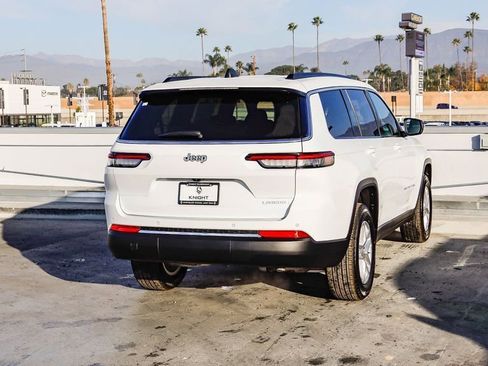 New 2025 Jeep Grand Cherokee L Laredo image 9