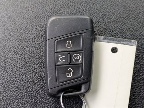 Used 2019 Volkswagen Atlas SEL image 36