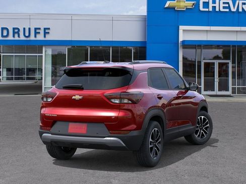 New 2026 Chevrolet TrailBlazer LT FWD image 4