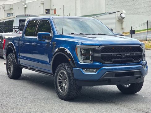 Used 2022 Ford F150 Lariat w/ Equipment Group 502A High AWD/4WD image 9