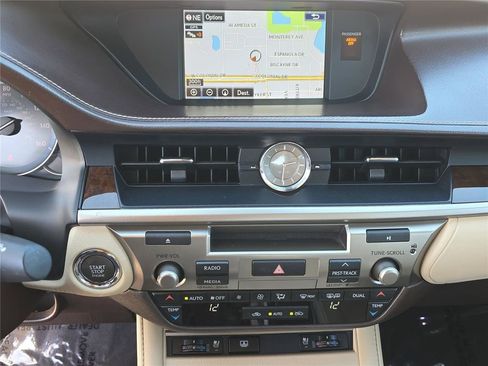 Used 2016 Lexus ES 350 image 23