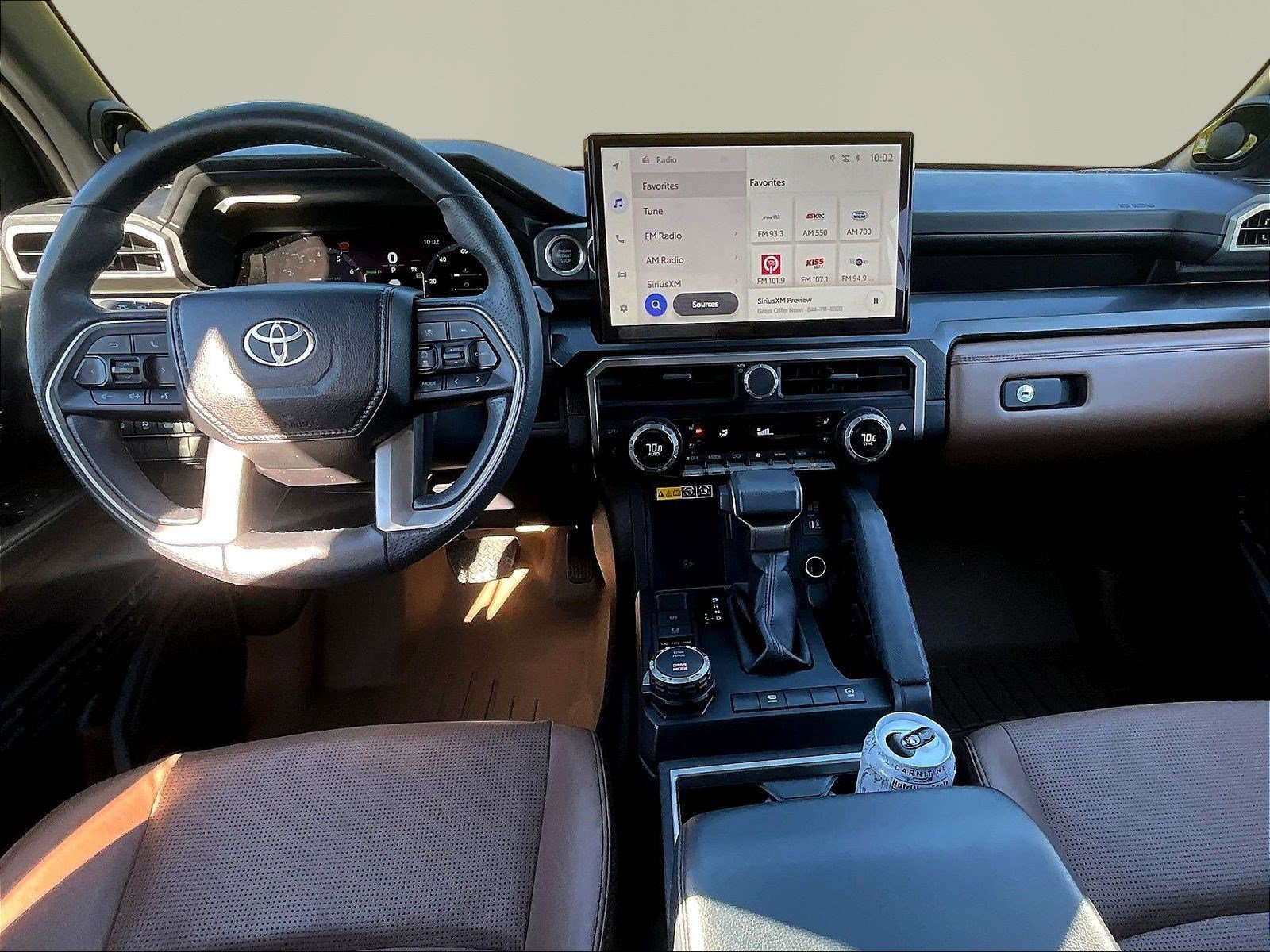 Used 2025 Toyota 4Runner Limited AWD/4WD image 14