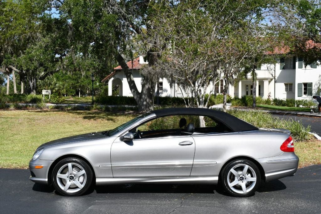Used 2005 Mercedes-Benz CLK 500 Cabriolet image 32