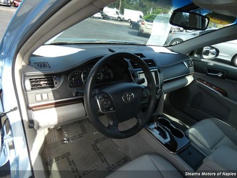 Used 2012 Toyota Camry XLE FWD image 39