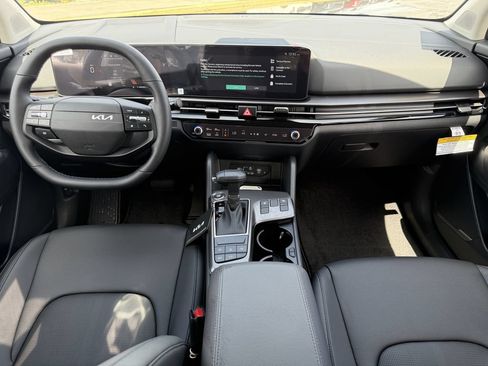 New 2027 Kia Sportage EX FWD image 17