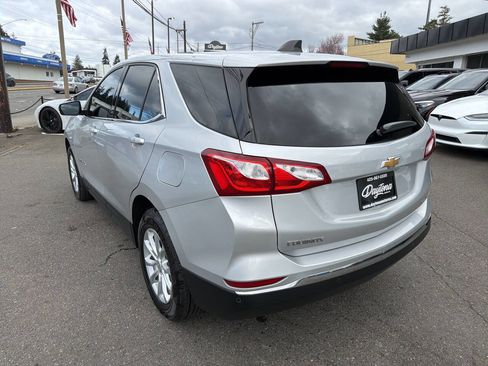 Used 2019 Chevrolet Equinox LT image 3