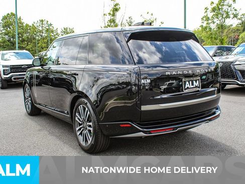 Used 2025 Land Rover Range Rover Long Wheelbase SE AWD/4WD image 4