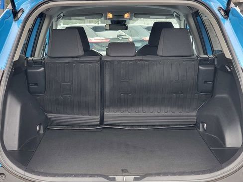 Used 2021 Toyota RAV4 LE image 21