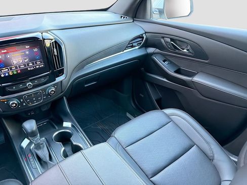 Used 2023 Chevrolet Traverse High Country w/ LPO, Floor Liner Package FWD image 25