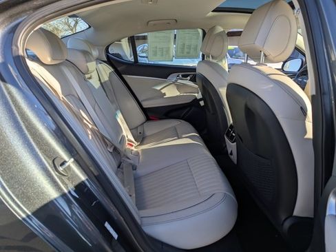 Used 2019 Genesis G70 2.0T Advanced w/ Elite Package image 34