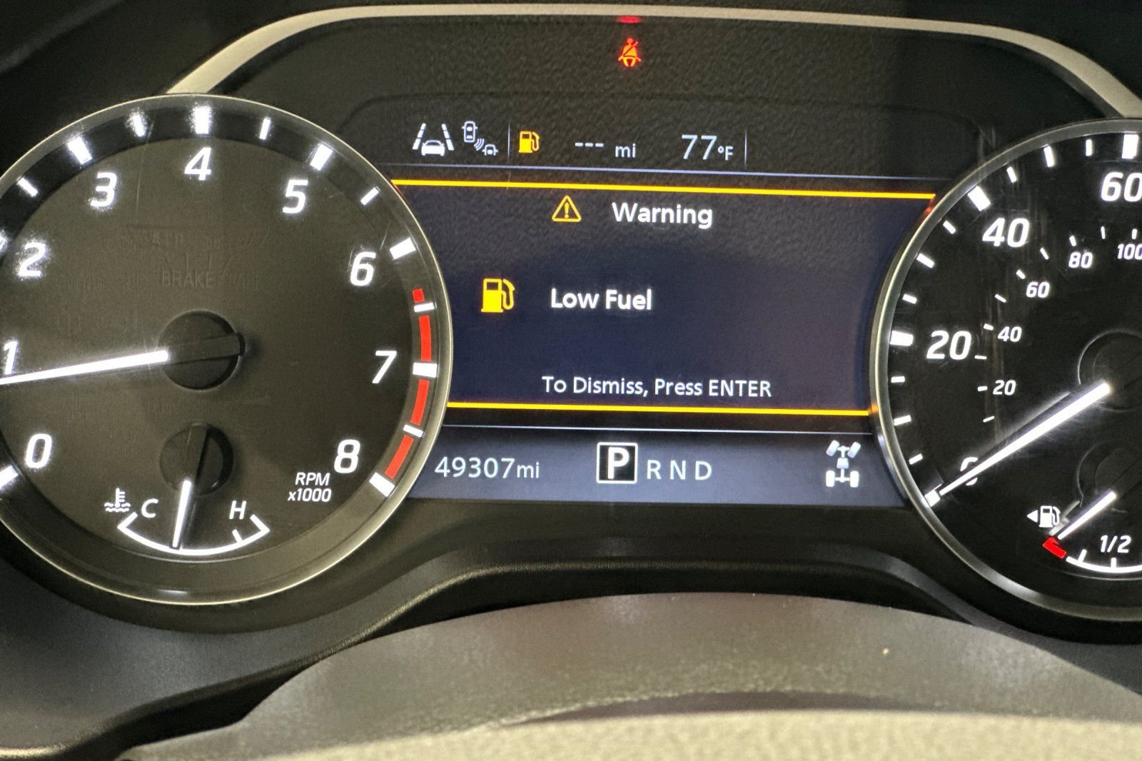 Used 2023 Nissan Titan SV AWD/4WD image 28
