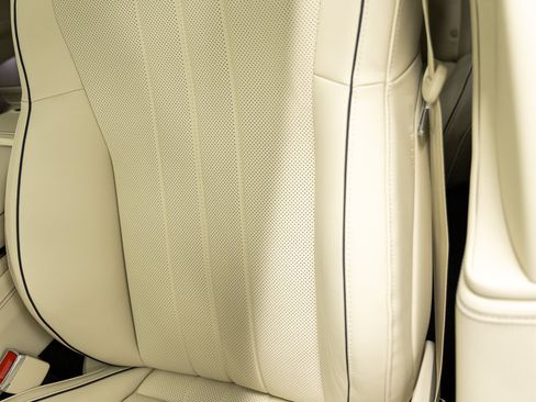 New 2026 Bentley Flying Spur Plug-In Hybrid AWD/4WD image 31